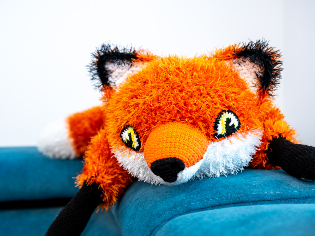 Huggy Fox